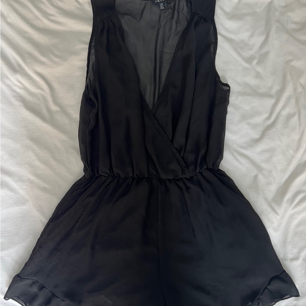Dresses - Picture 5 of 6